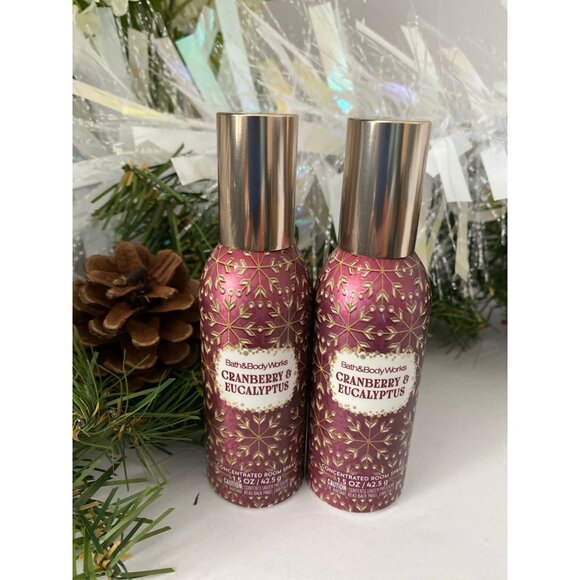 Bath & Body Works “Cranberry & Eucalyptus” 2 Concentrated Room Sprays - Picture 1 of 4
